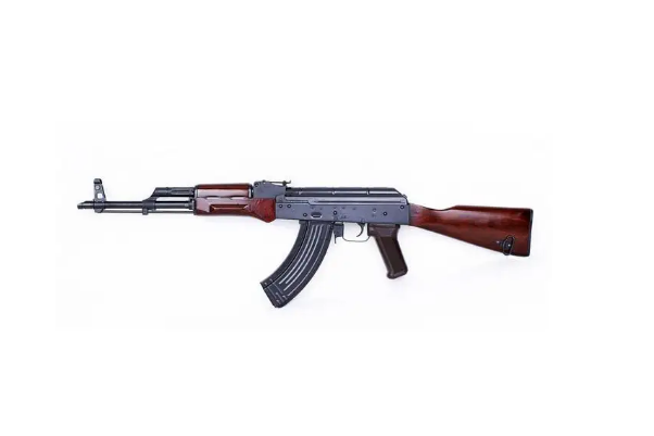 ﻿Csgo十大最强装备，AK47是步枪之王，第五适合新手玩家。